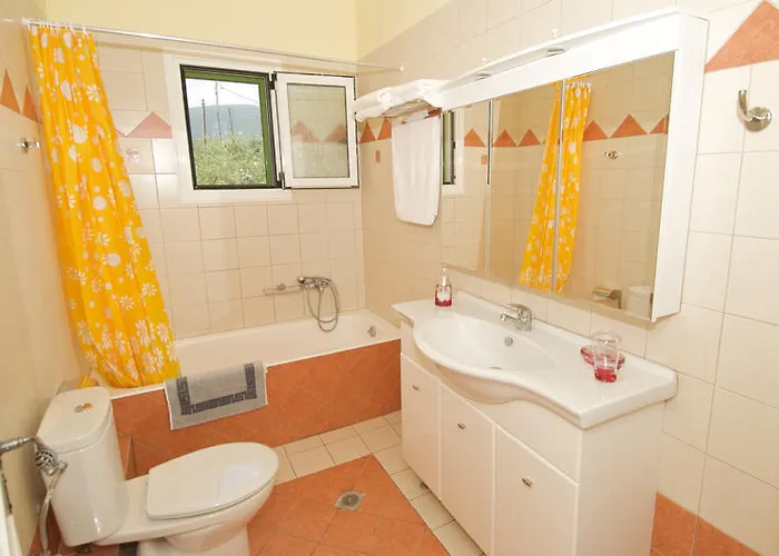 Villa Iliachtides Karavomylos