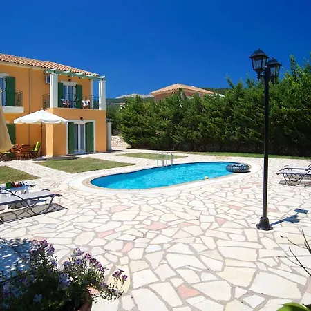 Iliachtides Villa Karavomylos